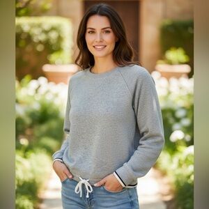 Tommy Bahama Gray Sweatshirt